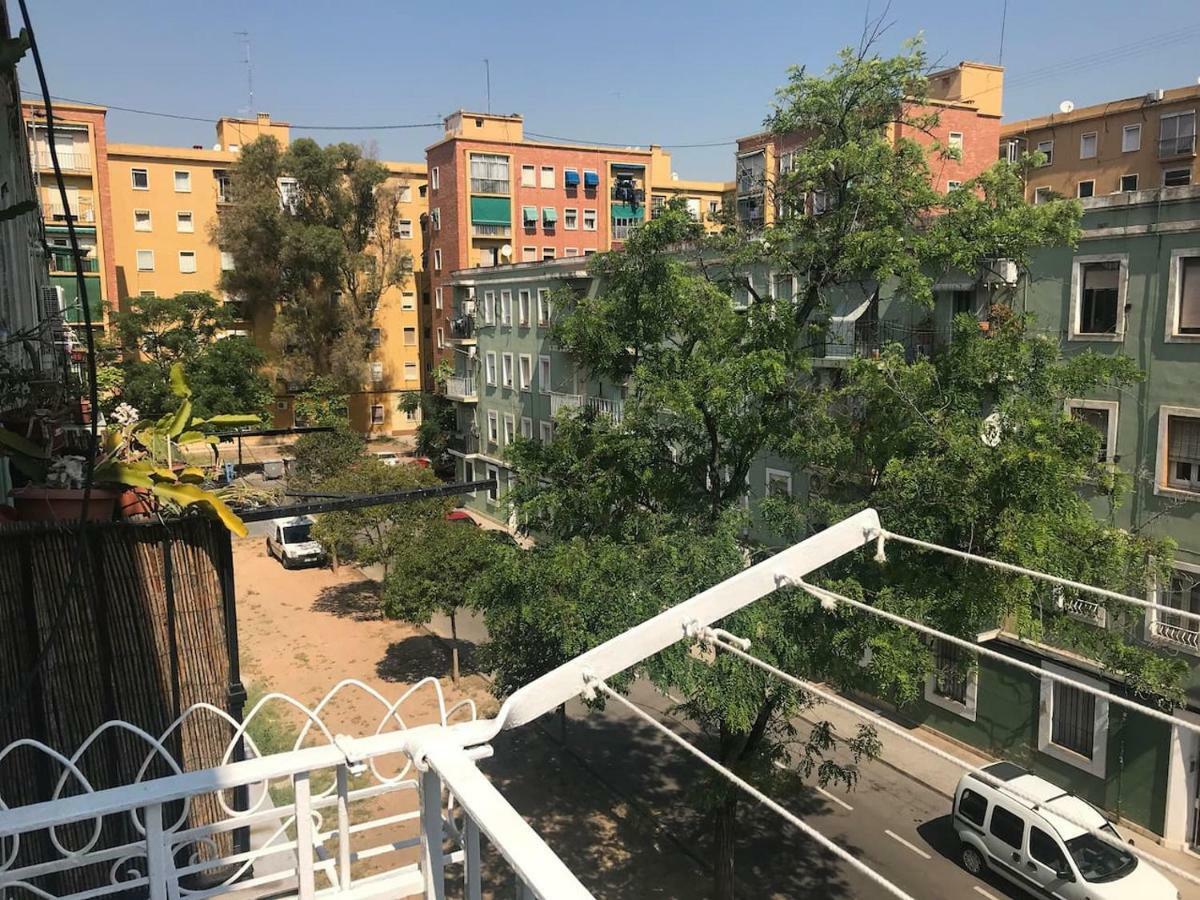 Cozy Apartment In Valencia! Wi-Fi ! Valência Exterior foto